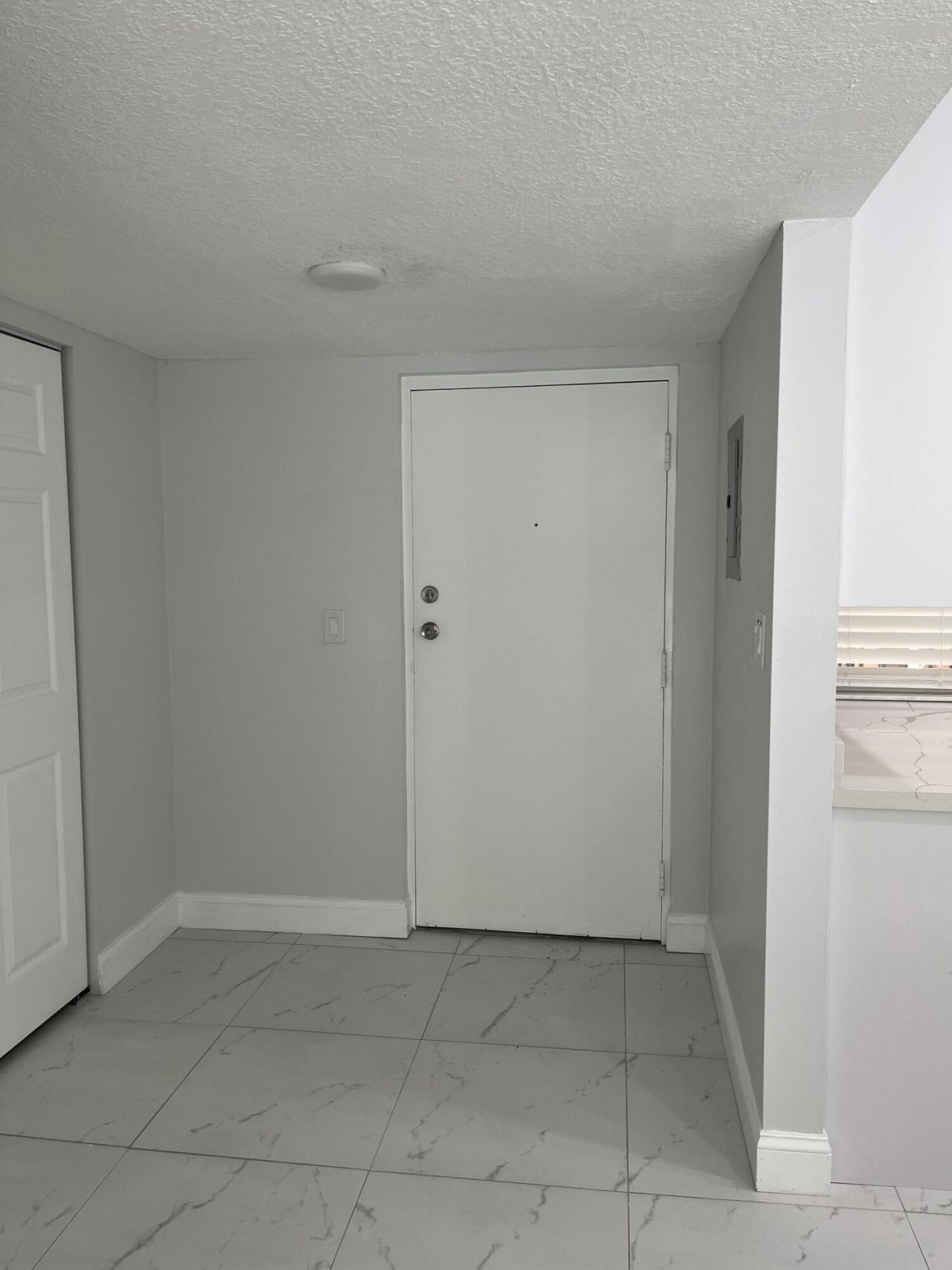 2830 Somerset Drive, Unit 211N, Lauderdale Lakes, FL 33311 Photo