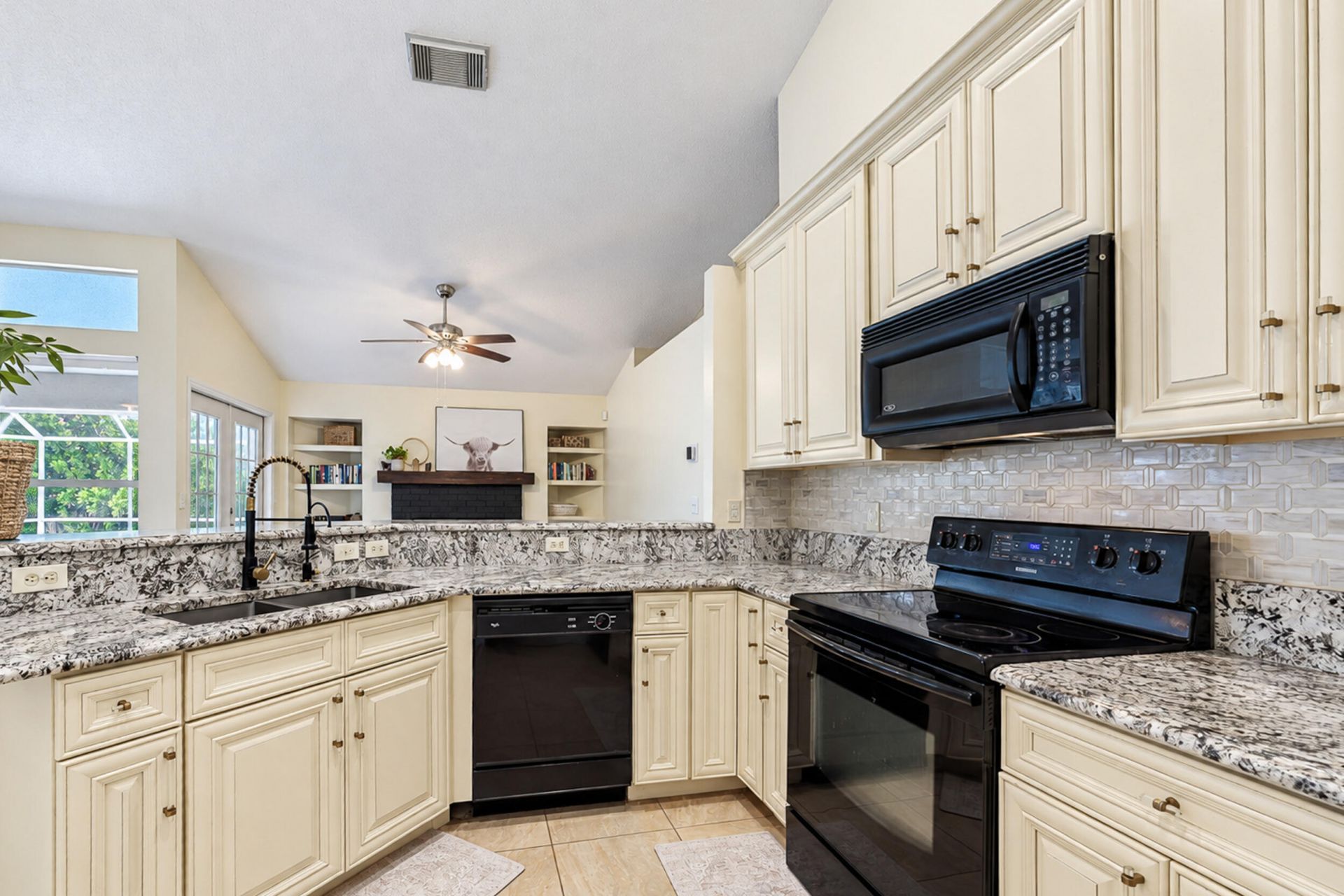 103 SW Pilsner Circle, Port Saint Lucie, FL 34953 Photo