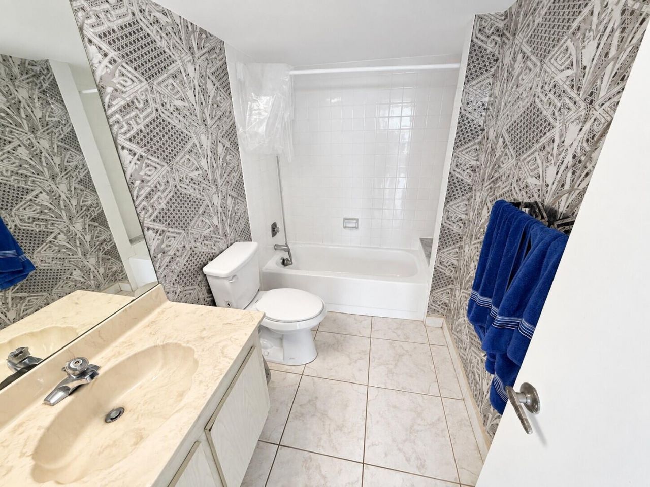 525 N Ocean Boulevard, Unit 1621, Pompano Beach, FL 33062 Photo