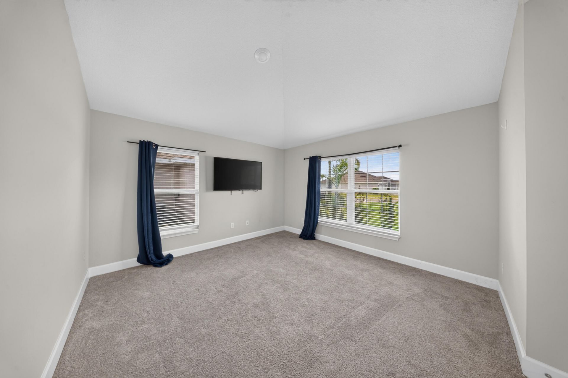 8525 Waterstone Boulevard, Fort Pierce, FL 34951 Photo