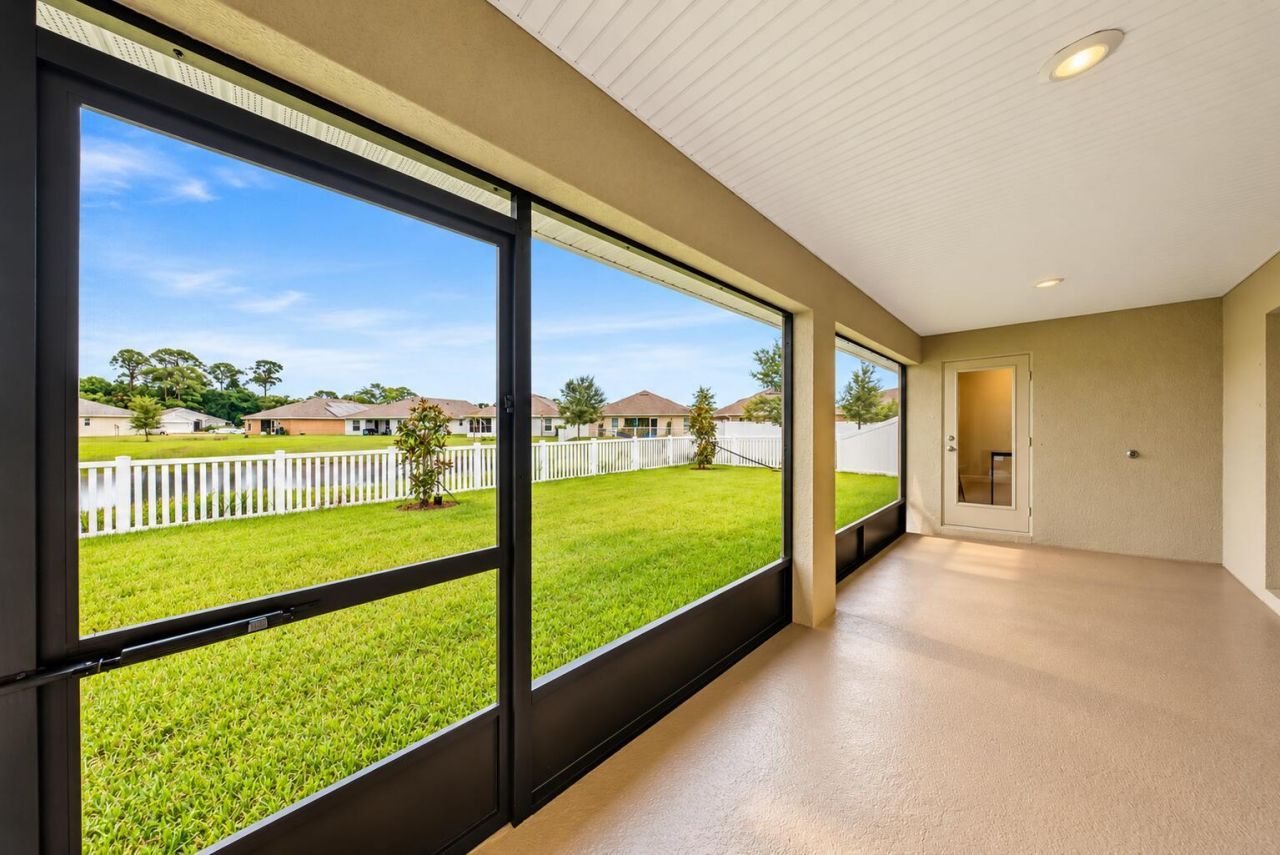 8525 Waterstone Boulevard, Fort Pierce, FL 34951 Photo