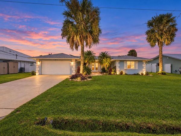 180 NE Surfside Avenue, Port St. Lucie, FL 34983