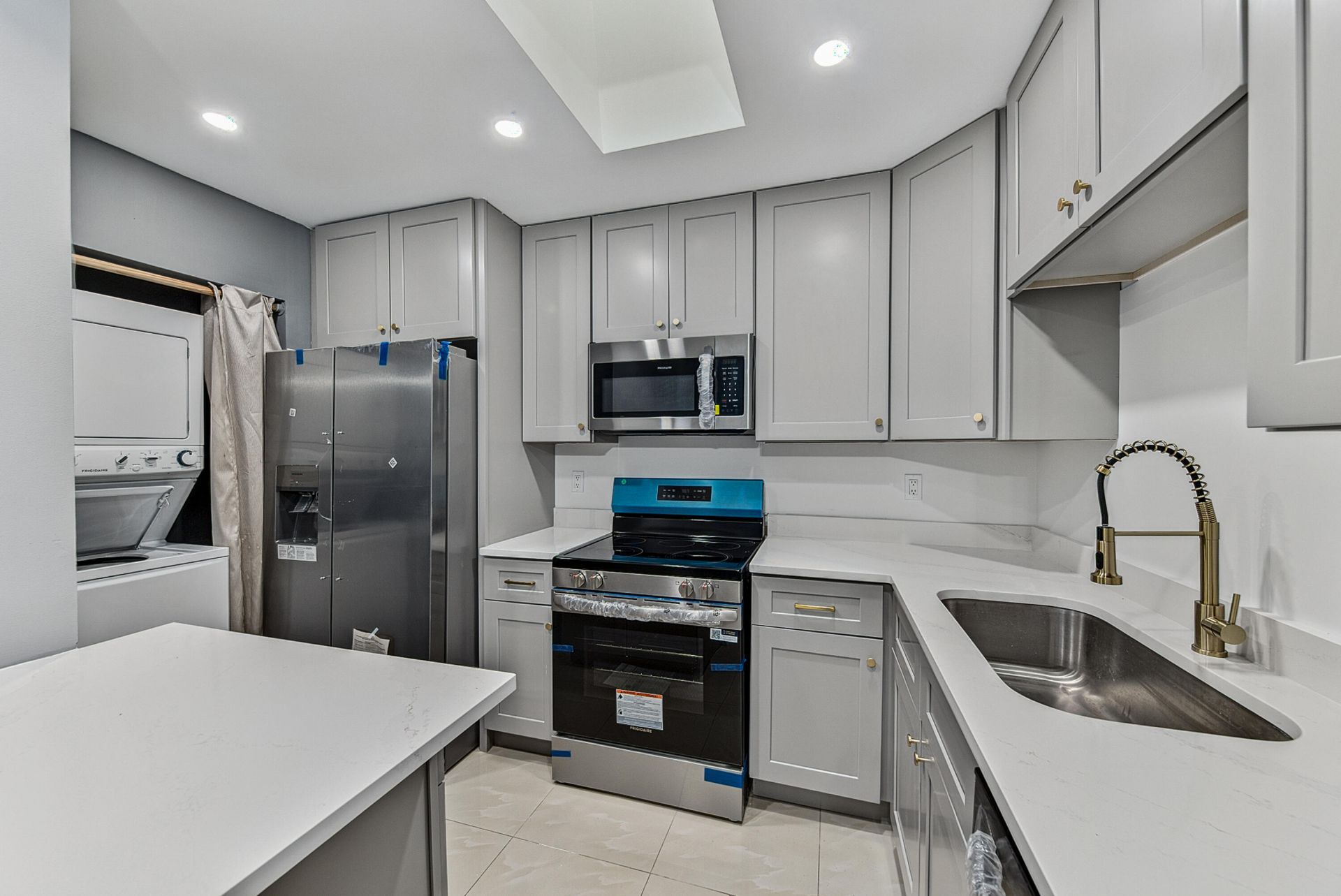 3402 Waterview Circle, Unit B, Palm Springs, FL 33461 Photo