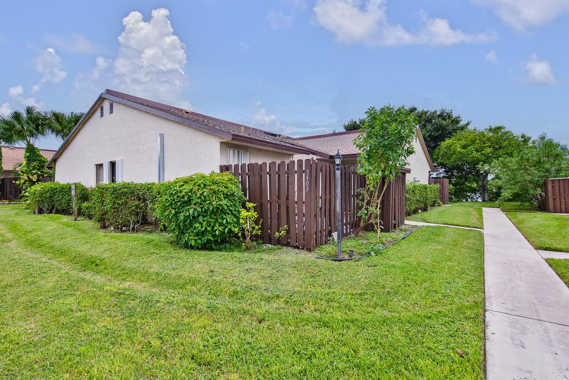 3402 Waterview Circle, Unit B, Palm Springs, FL 33461 Photo
