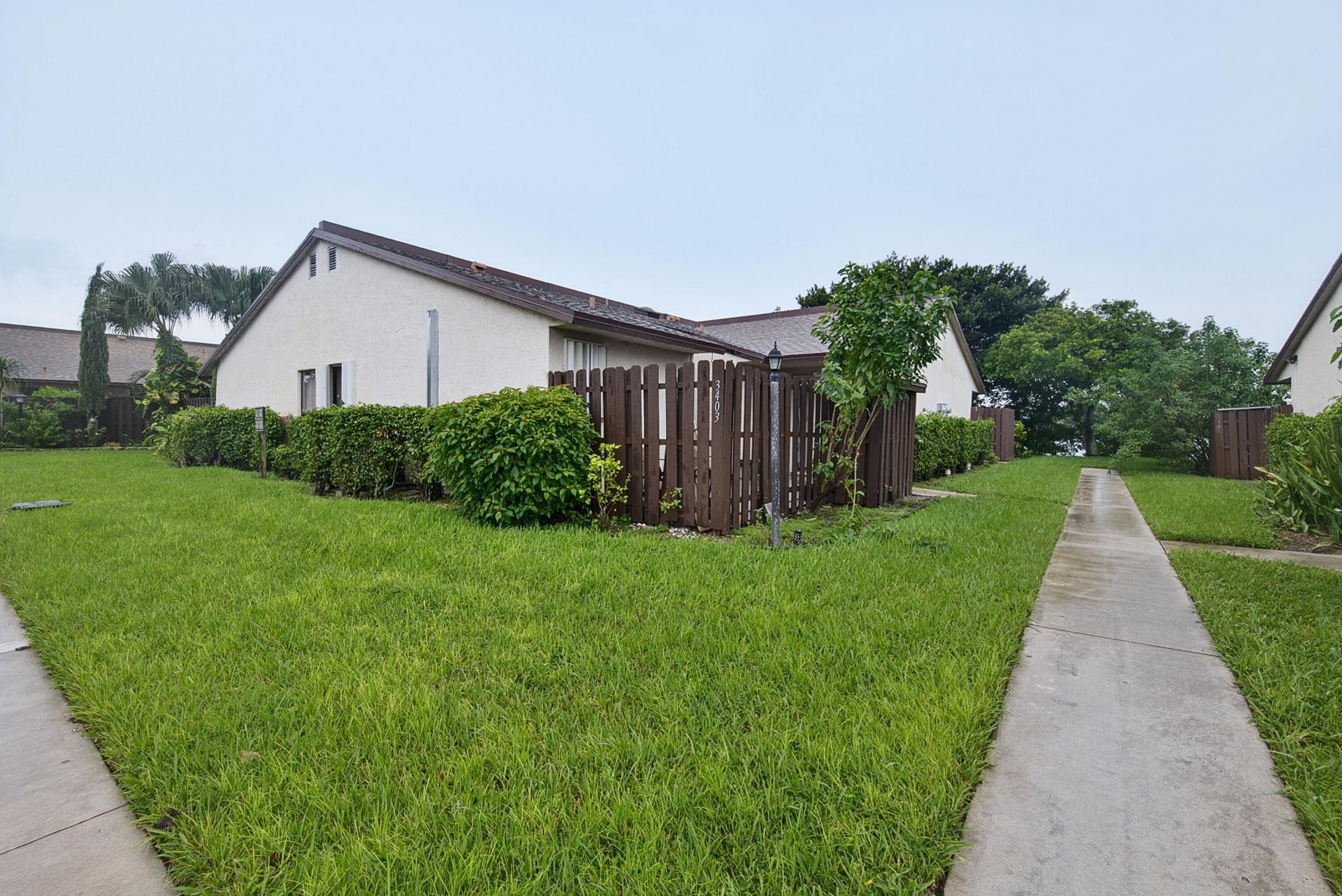 3402 Waterview Circle, Unit B, Palm Springs, FL 33461 Photo