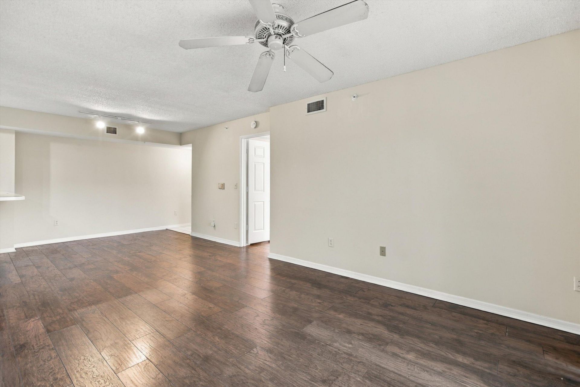 2640 S University Drive, Unit 222, Davie, FL 33328 Photo