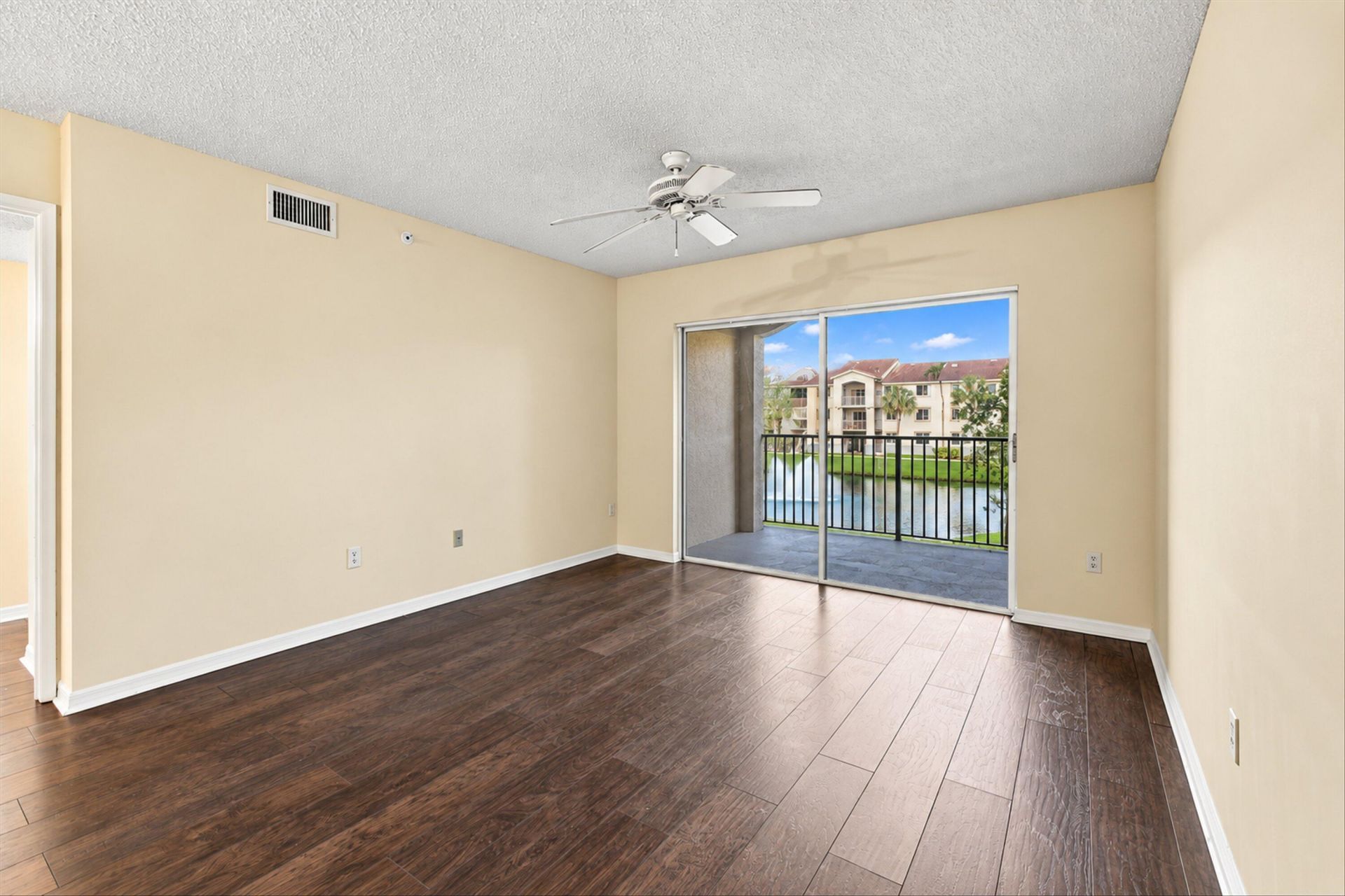 2640 S University Drive, Unit 222, Davie, FL 33328 Photo