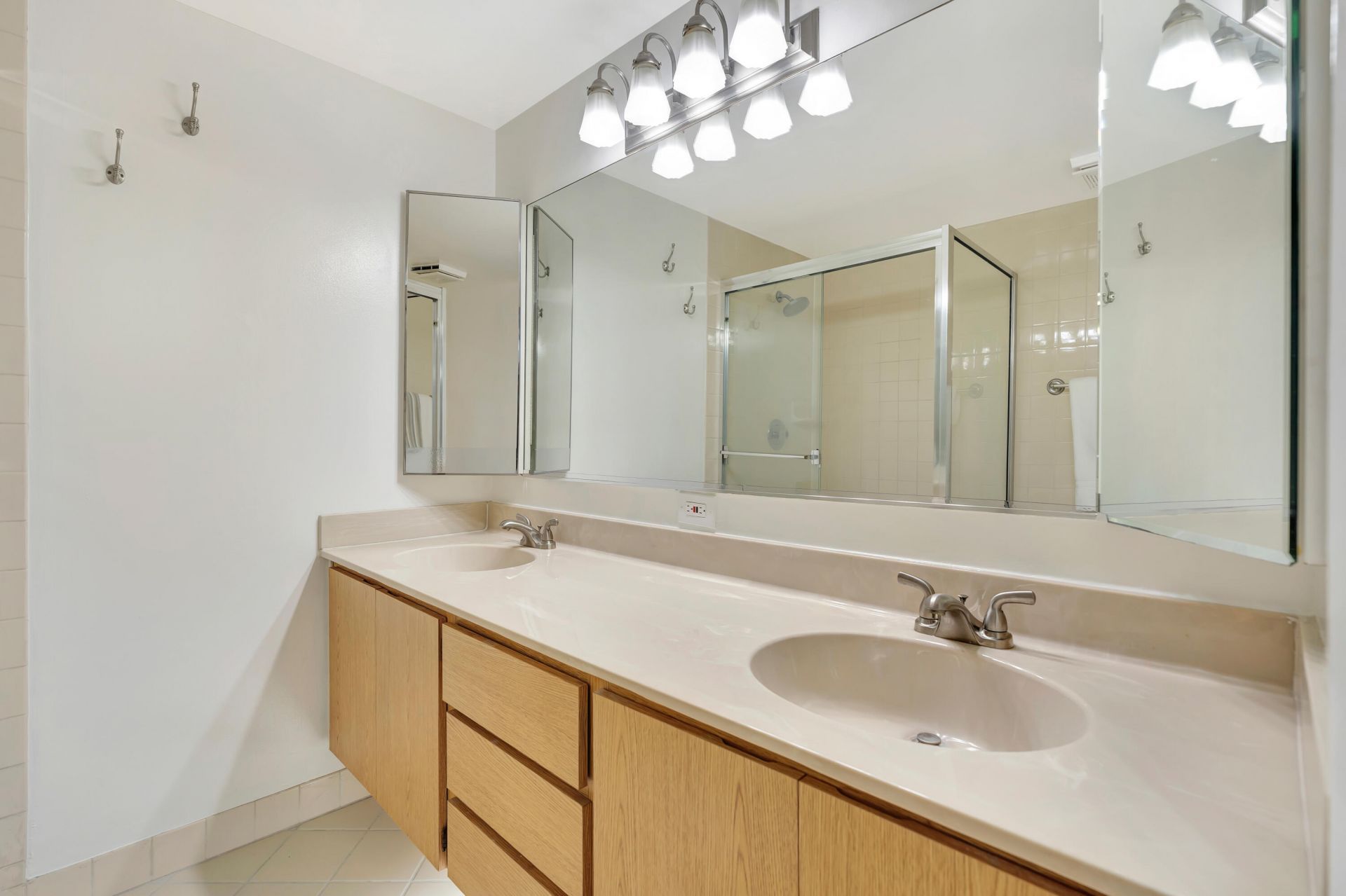 5133 51st Way, West Palm Beach, FL 33409 Photo