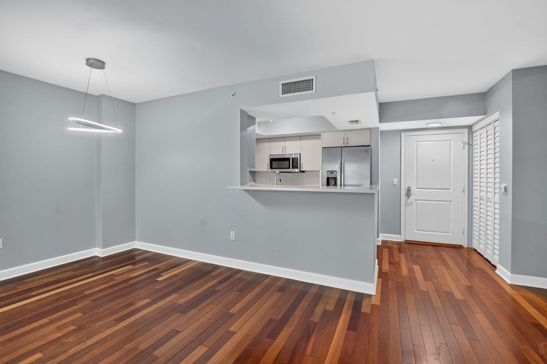 99 SE Mizner Boulevard, Unit 435, Boca Raton, FL 33432 Photo
