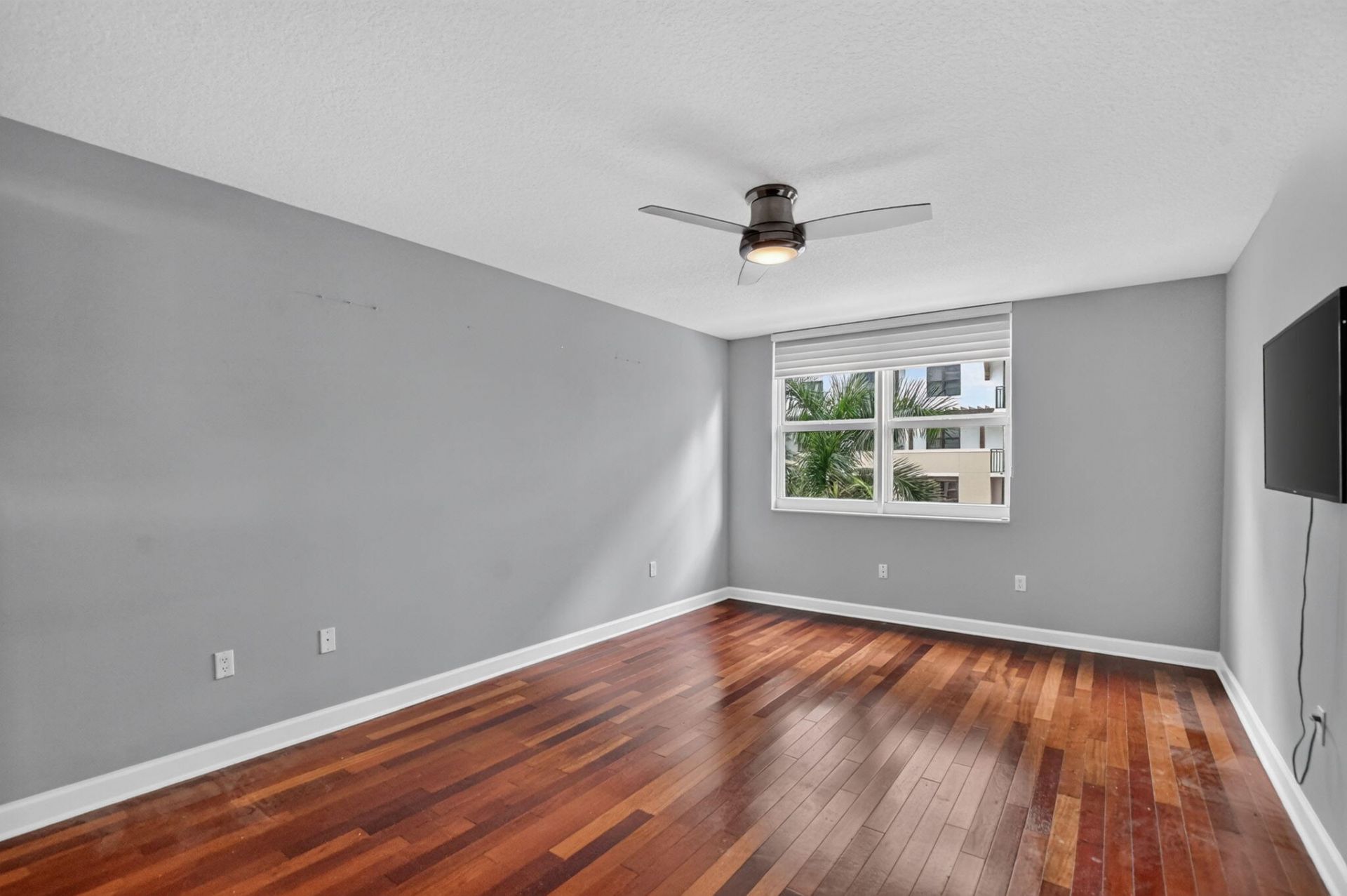 99 SE Mizner Boulevard, Unit 435, Boca Raton, FL 33432 Photo