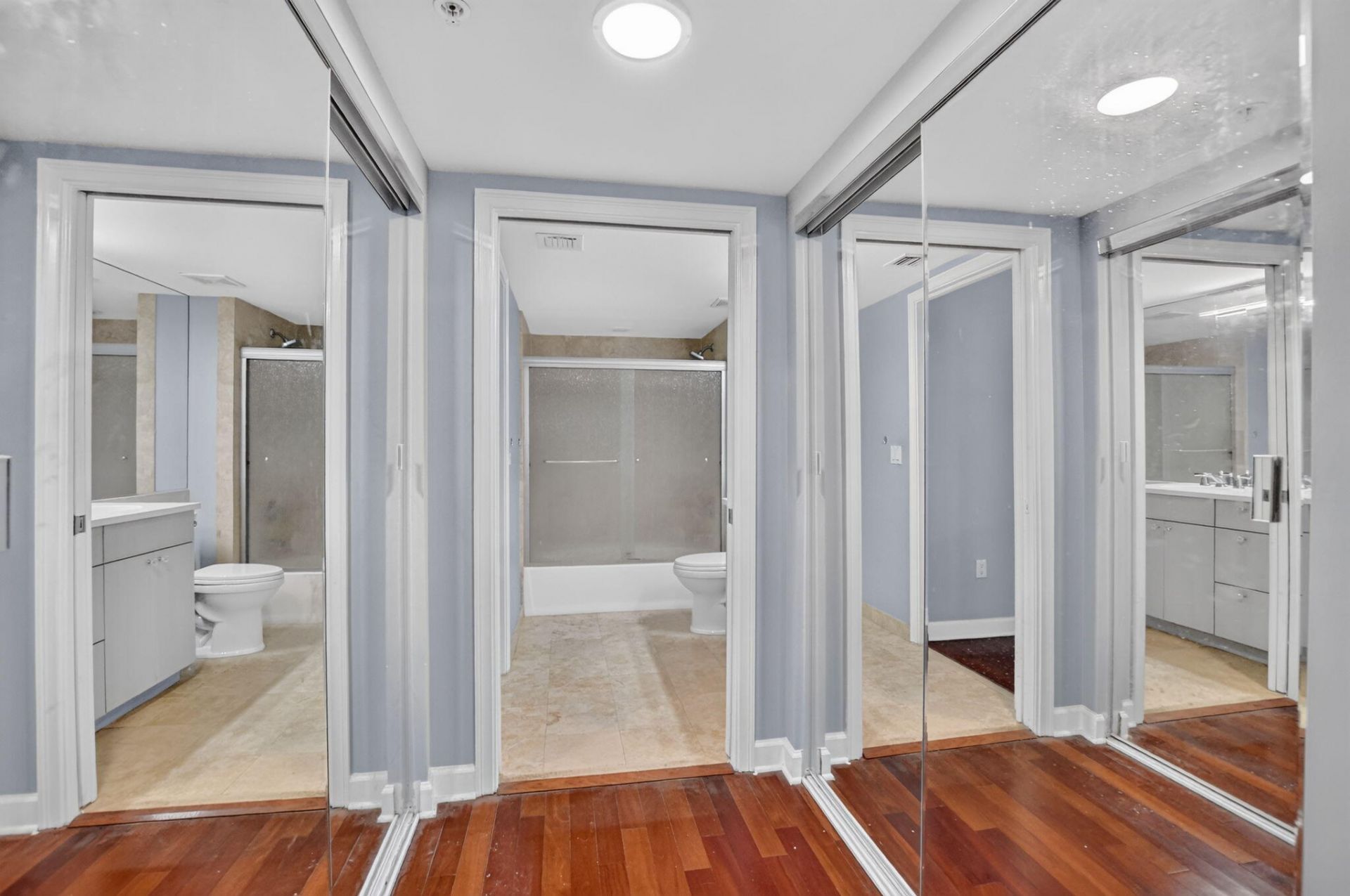 99 SE Mizner Boulevard, Unit 435, Boca Raton, FL 33432 Photo