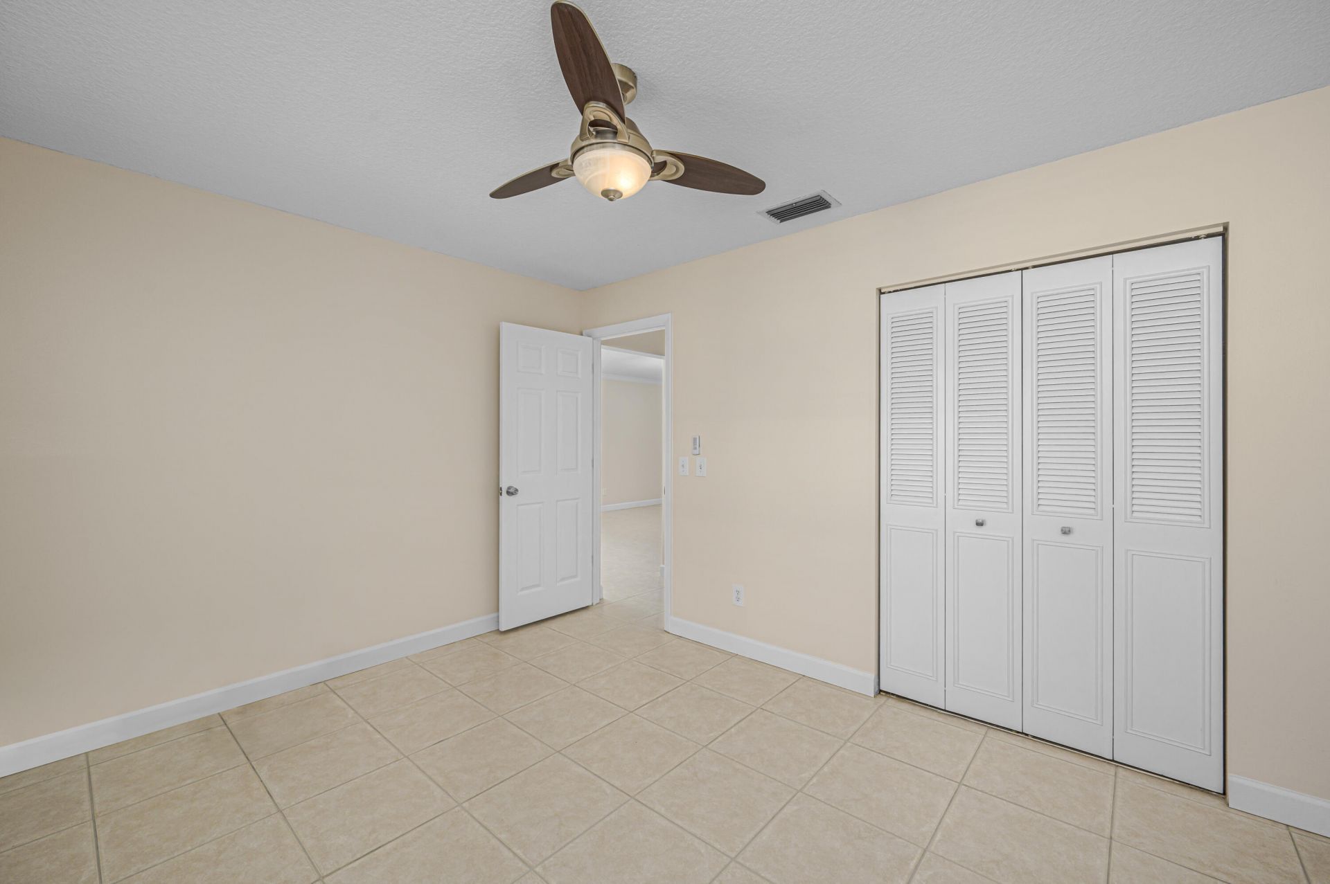 16 Lake Vista Trail, Unit 202, Port Saint Lucie, FL 34952 Photo