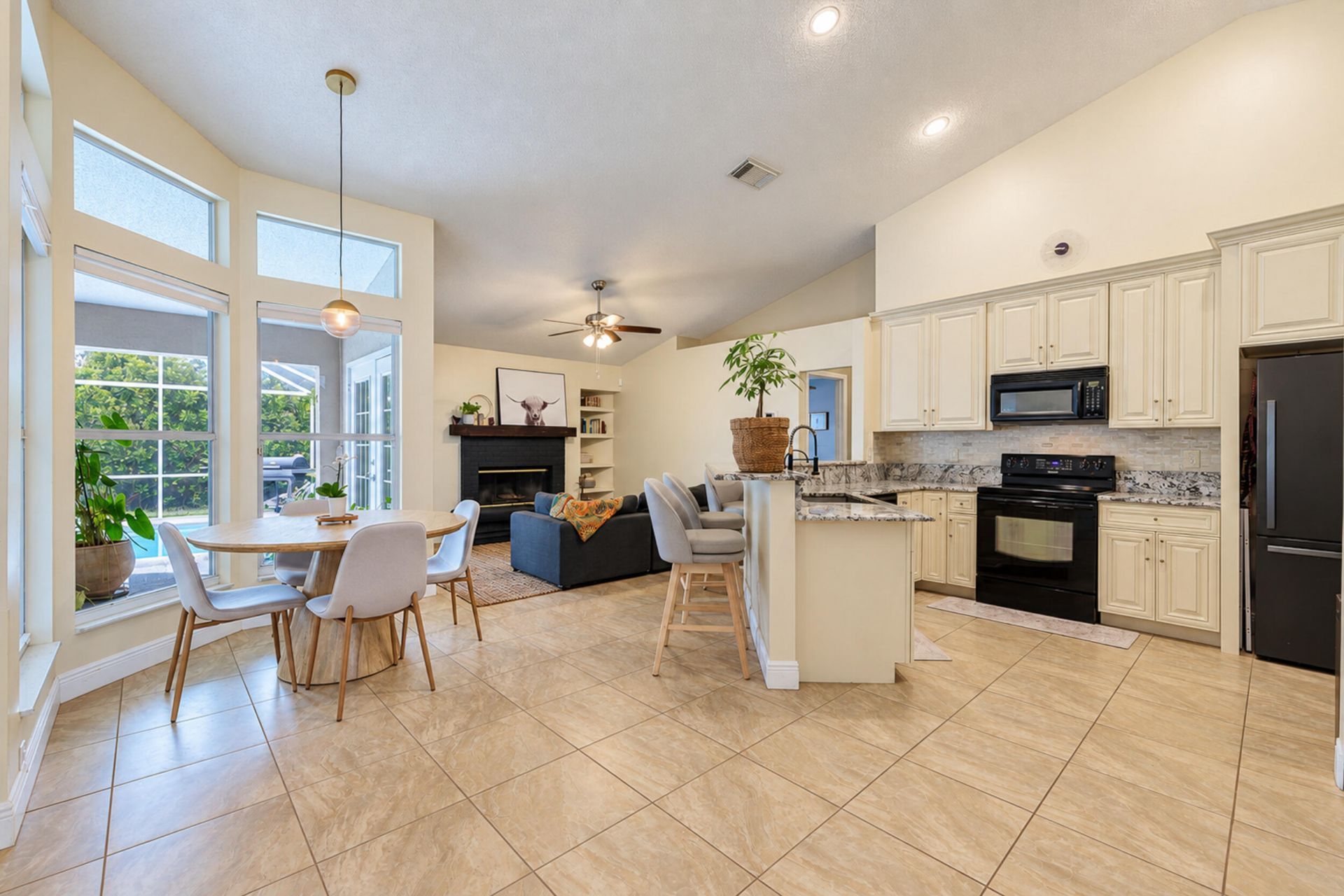 103 SW Pilsner Circle, Port Saint Lucie, FL 34953 Photo