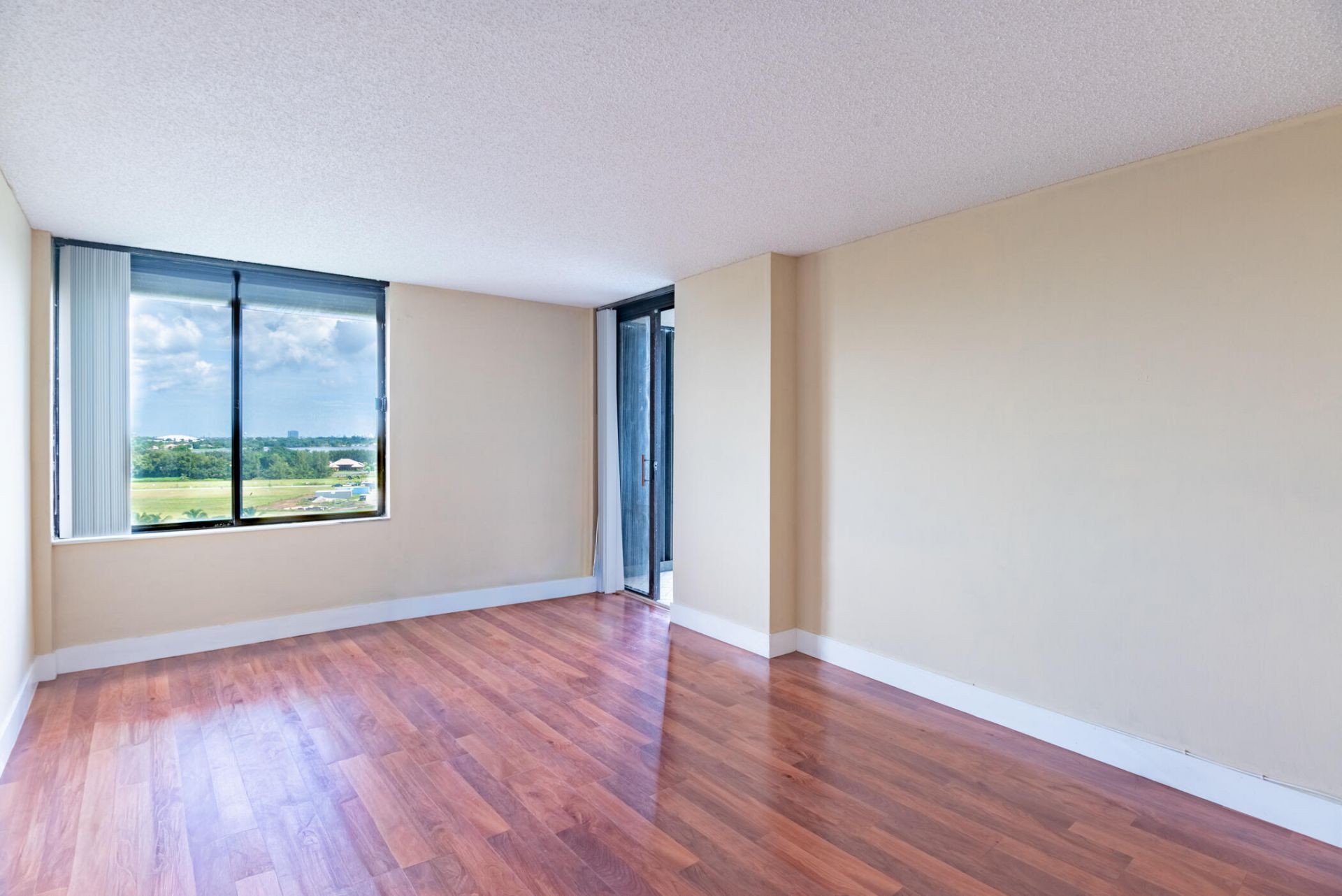 2480 Presidential Way, Unit 903, West Palm Beach, FL 33401 Photo