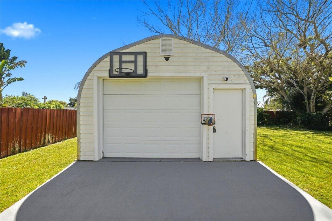 2031 SE New York Street, Port Saint Lucie, FL 34952 Photo