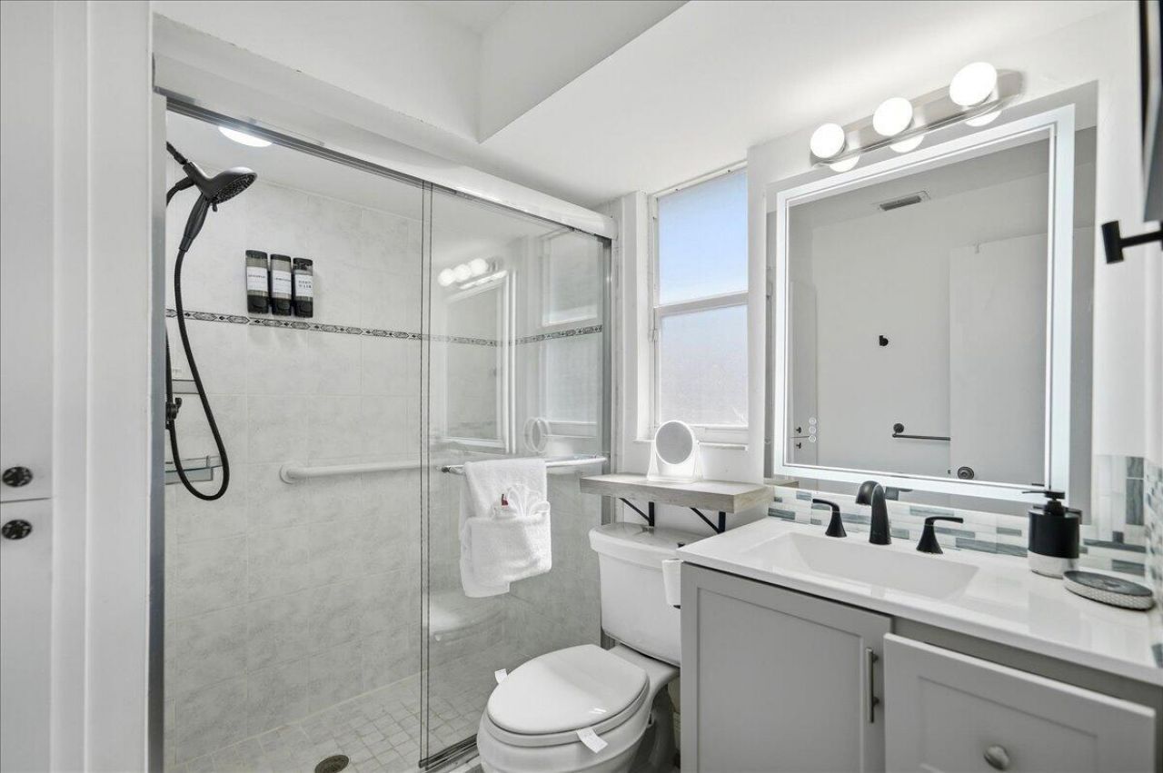 2031 SE New York Street, Port Saint Lucie, FL 34952 Photo