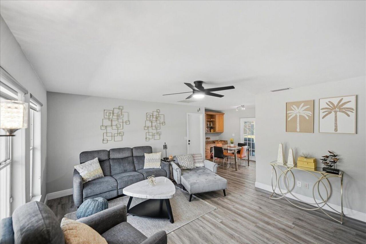 2031 SE New York Street, Port Saint Lucie, FL 34952 Photo