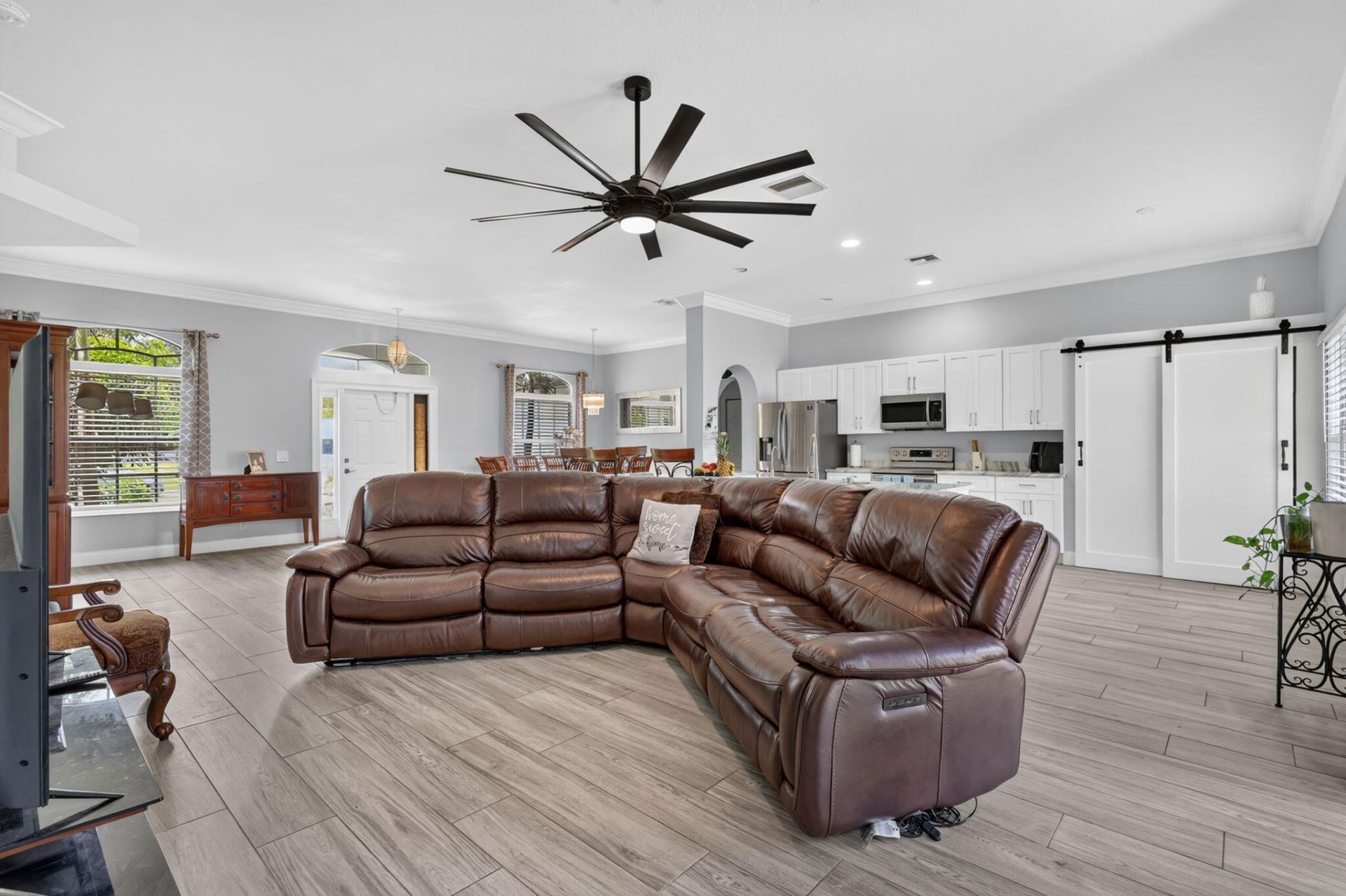422 SW Tulip Boulevard, Port Saint Lucie, FL 34953 Photo
