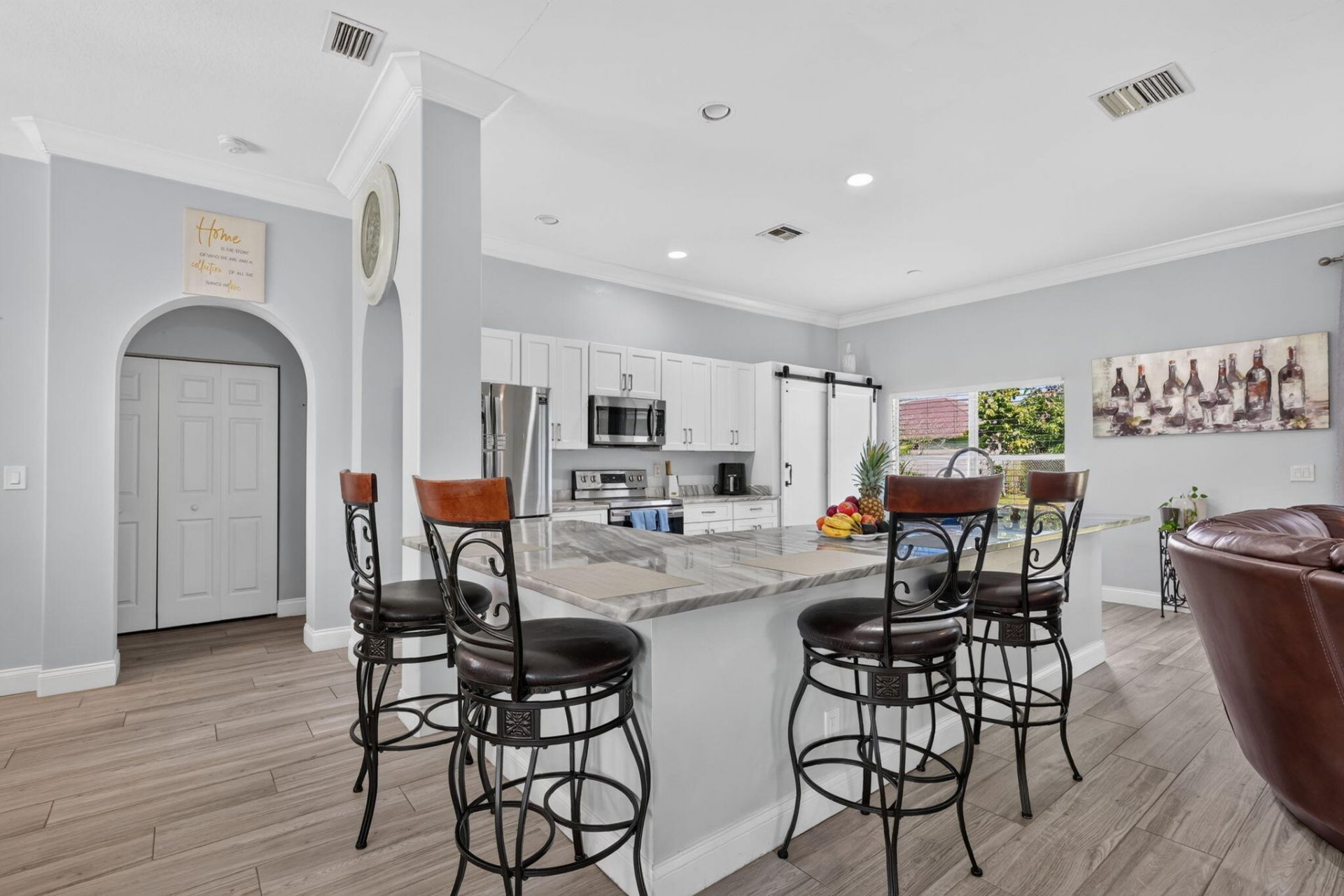 422 SW Tulip Boulevard, Port Saint Lucie, FL 34953 Photo