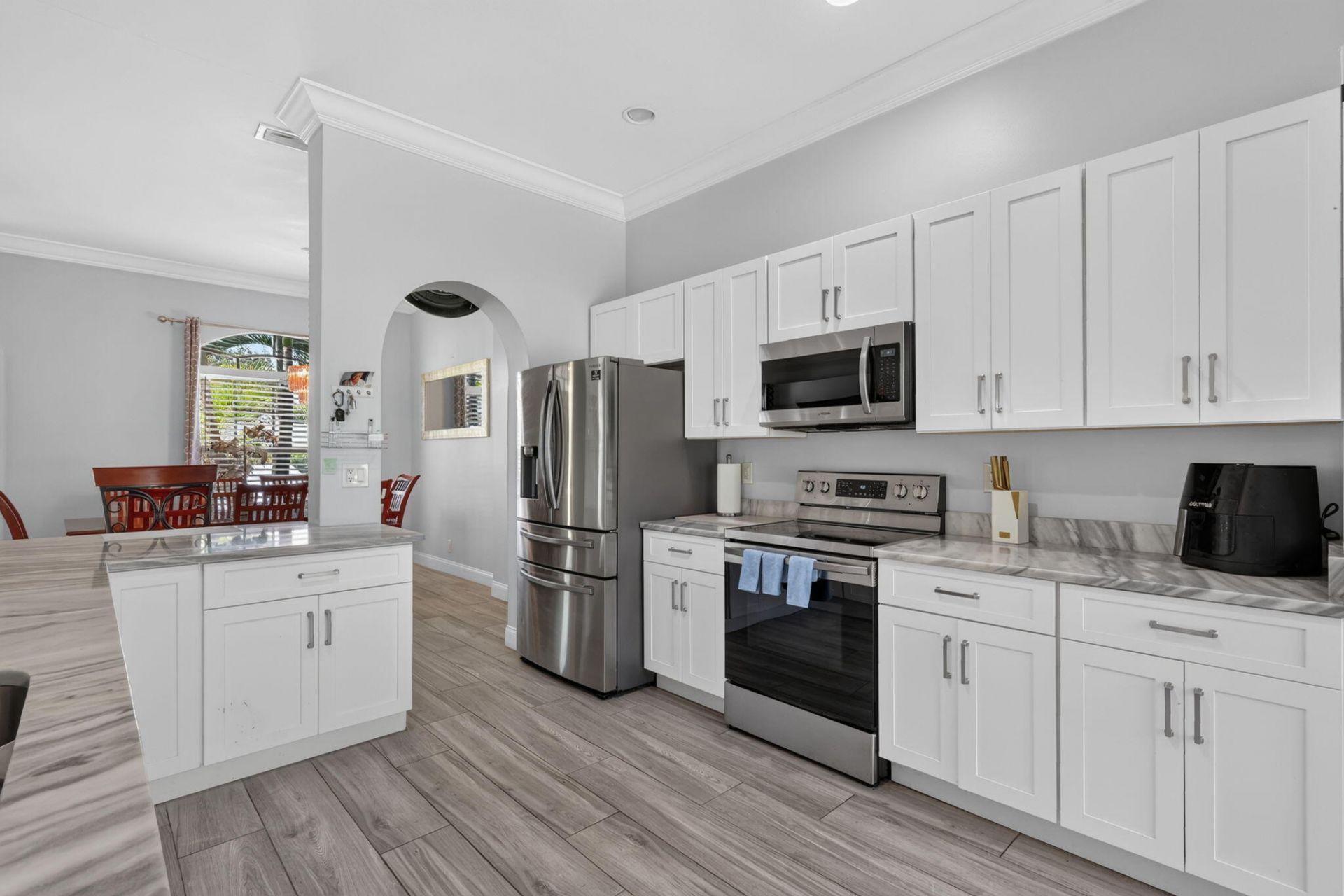 422 SW Tulip Boulevard, Port Saint Lucie, FL 34953 Photo