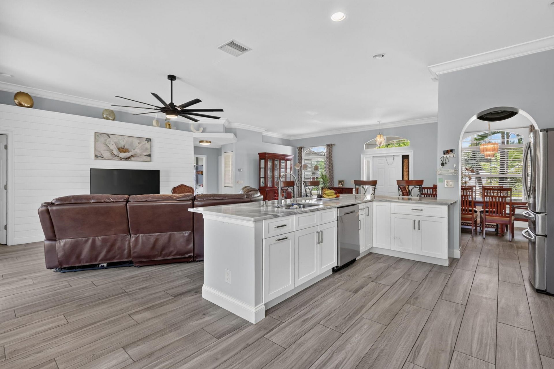 422 SW Tulip Boulevard, Port Saint Lucie, FL 34953 Photo