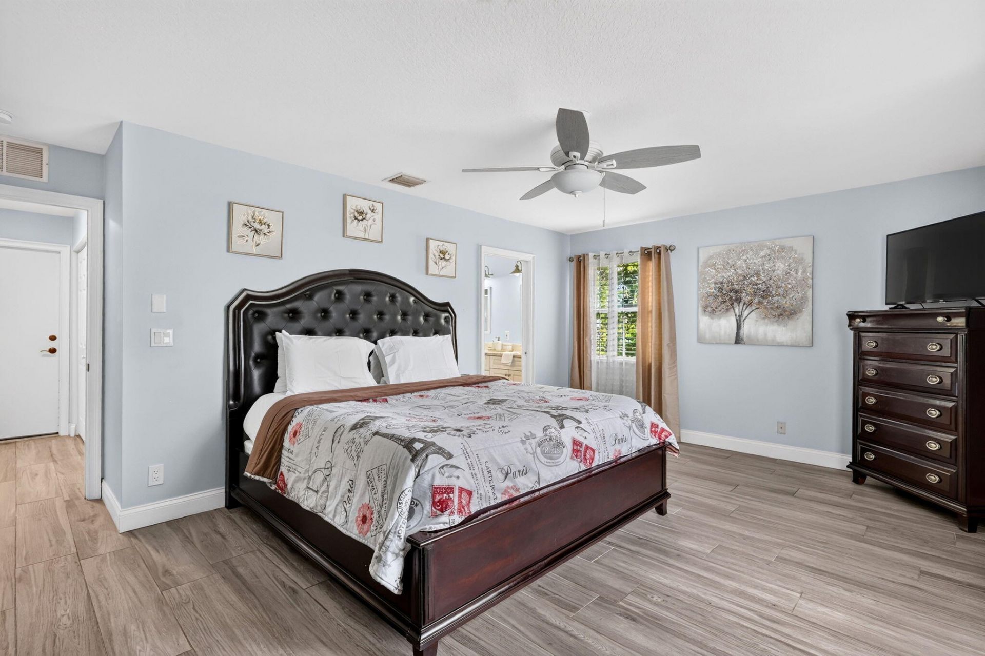 422 SW Tulip Boulevard, Port Saint Lucie, FL 34953 Photo