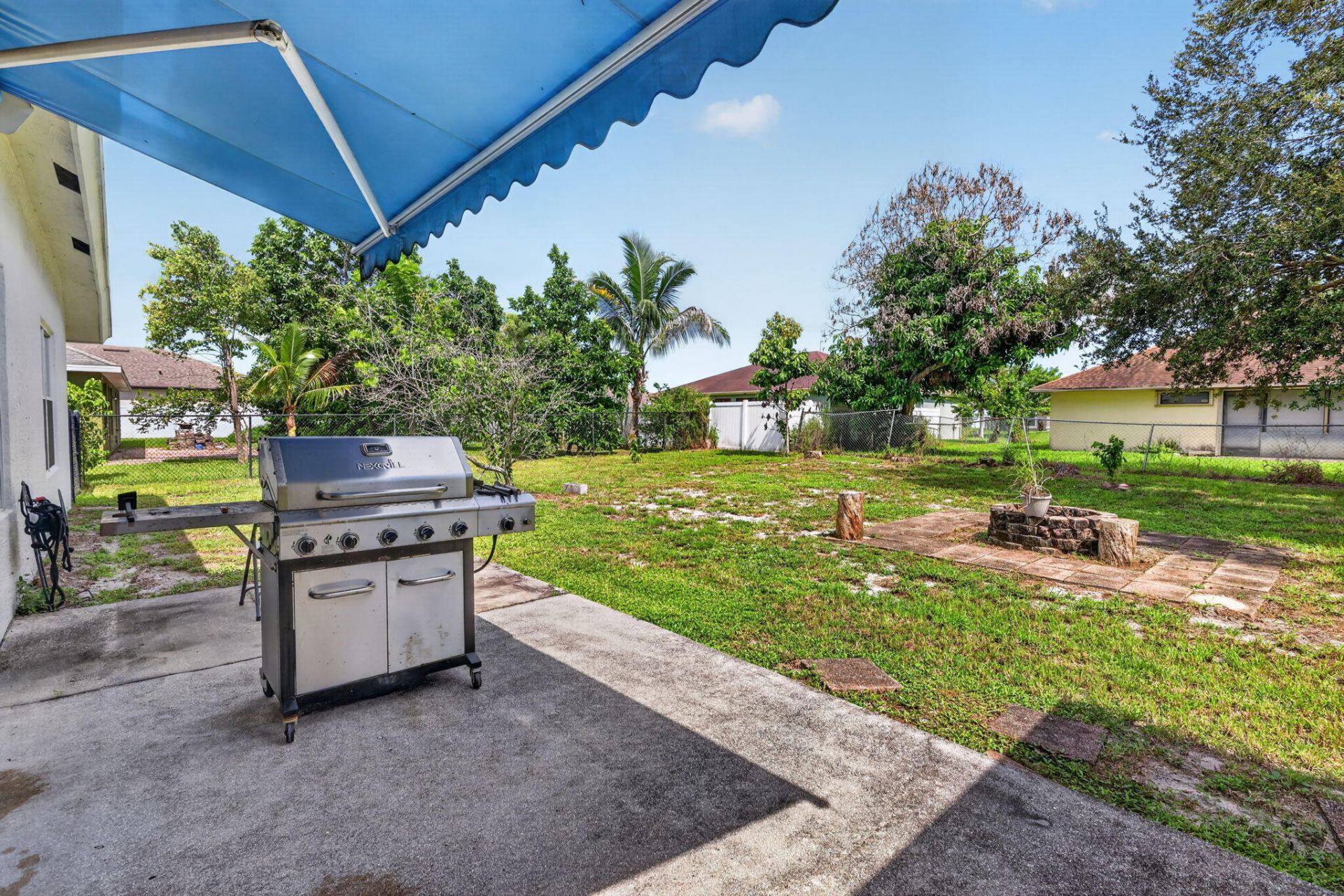 422 SW Tulip Boulevard, Port Saint Lucie, FL 34953 Photo
