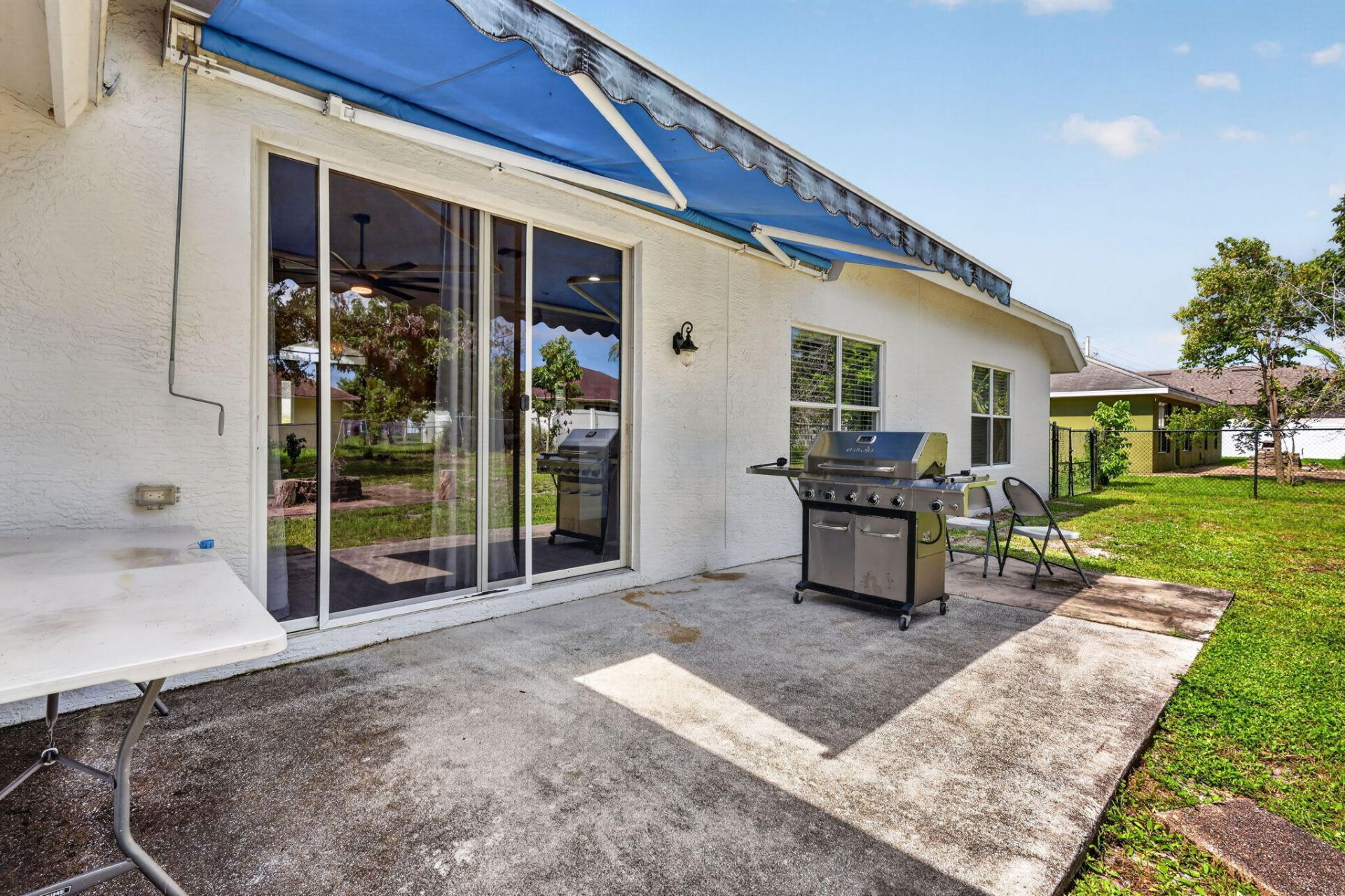 422 SW Tulip Boulevard, Port Saint Lucie, FL 34953 Photo