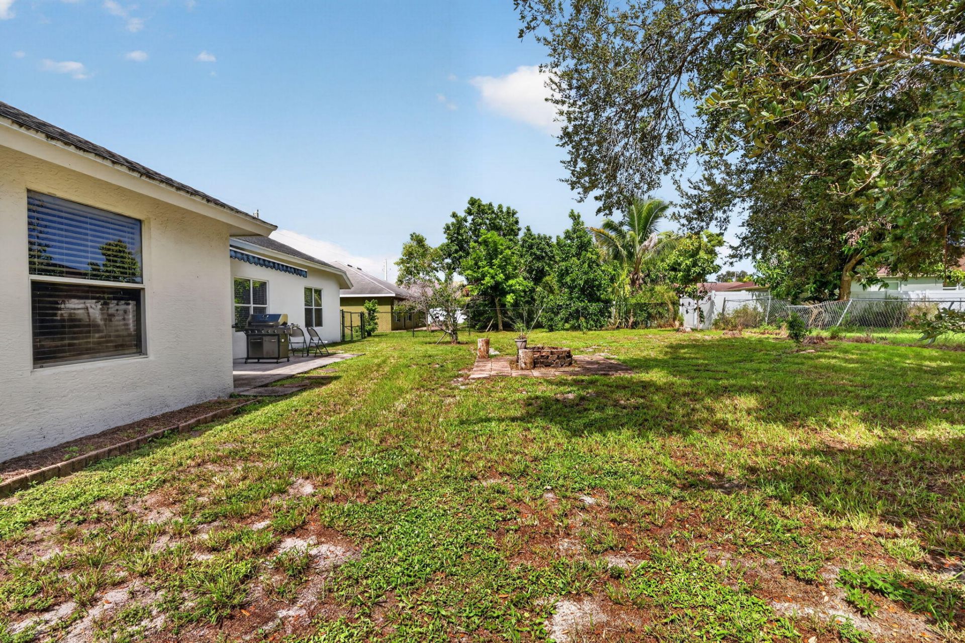 422 SW Tulip Boulevard, Port Saint Lucie, FL 34953 Photo