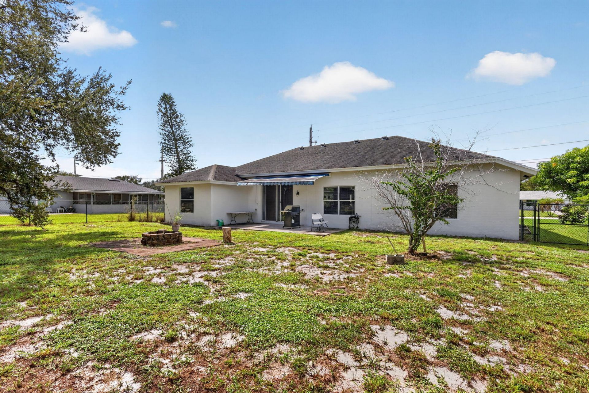 422 SW Tulip Boulevard, Port Saint Lucie, FL 34953 Photo