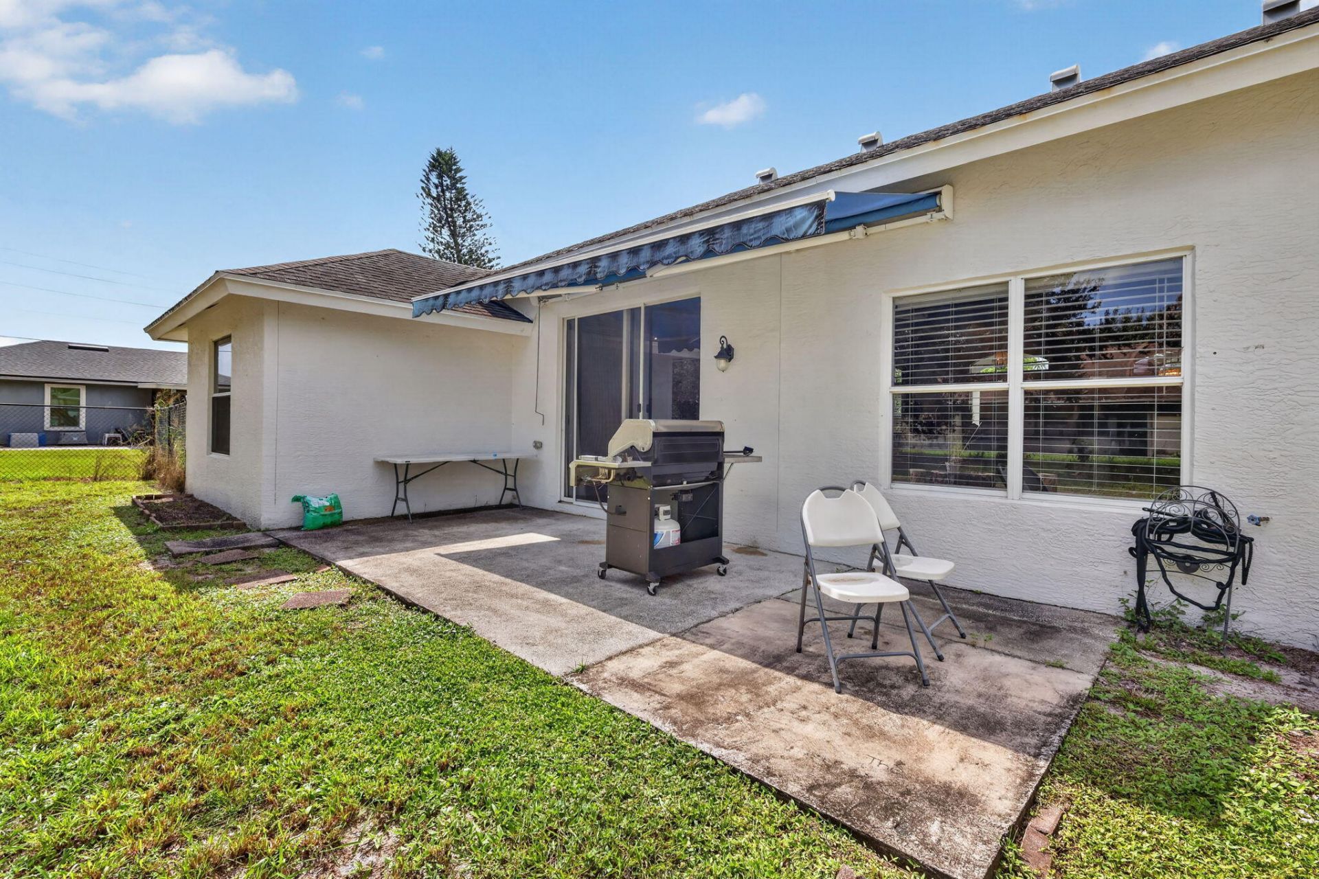 422 SW Tulip Boulevard, Port Saint Lucie, FL 34953 Photo
