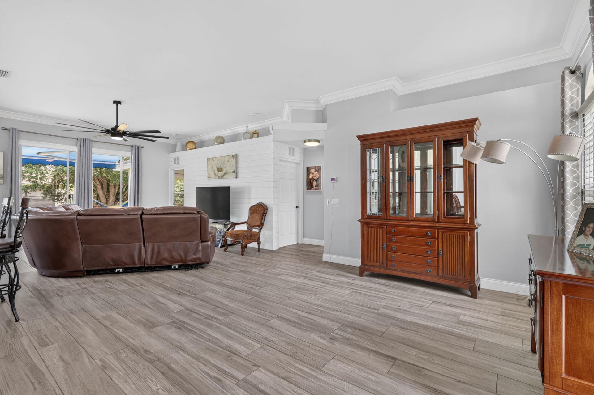 422 SW Tulip Boulevard, Port Saint Lucie, FL 34953 Photo