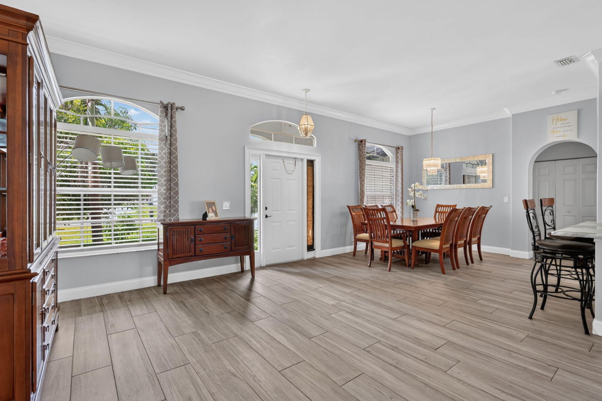 422 SW Tulip Boulevard, Port Saint Lucie, FL 34953 Photo