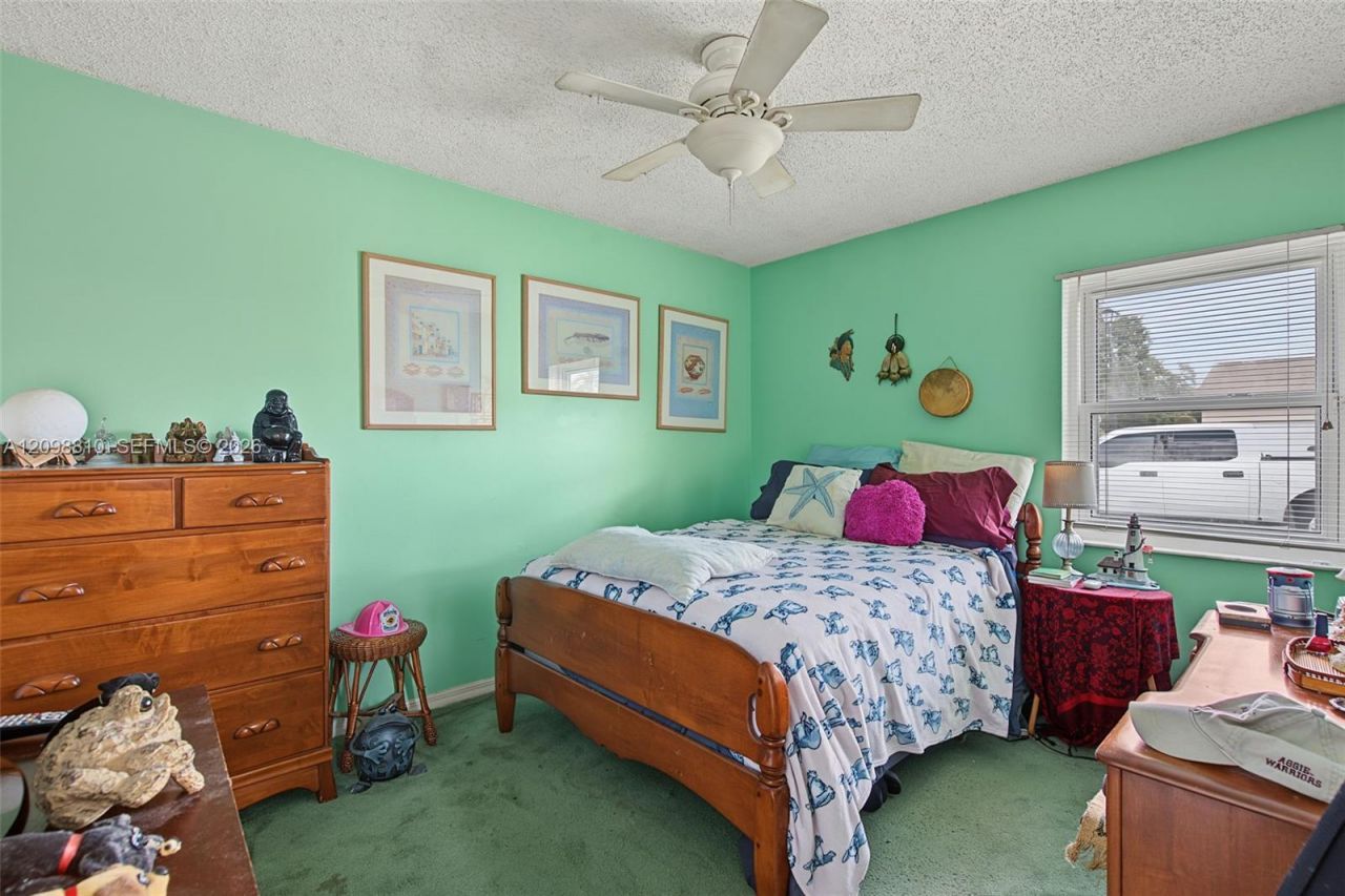 9528 NW 53rd St, Sunrise, FL 33351 Photo