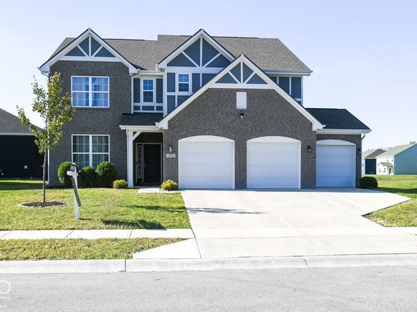 6008 Phillips Drive, Brownsburg, IN 46112