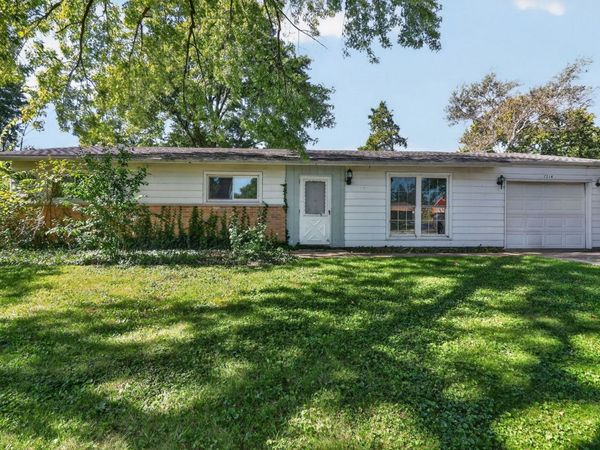 7714 Brookhaven Avenue , Darien, IL 60561