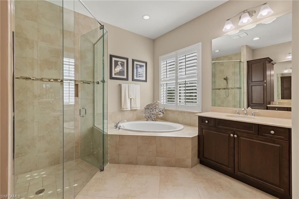 4926 Andros Dr , Naples, FL 34113 Photo
