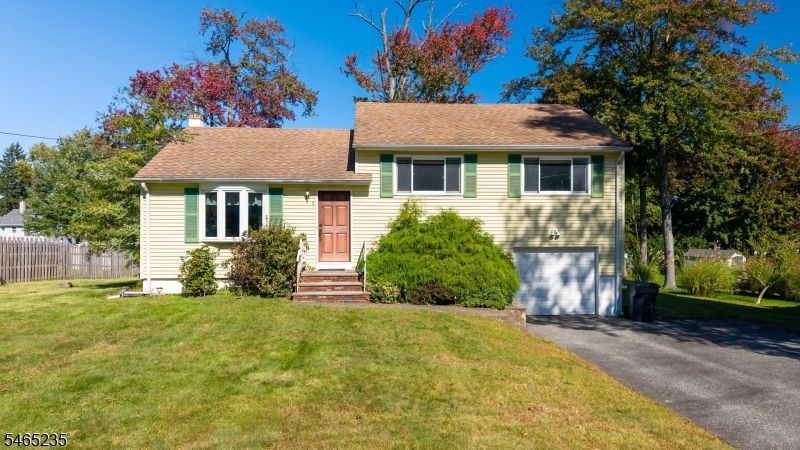 3 Locust Drive, Hanover, NJ 07950 Main Photo