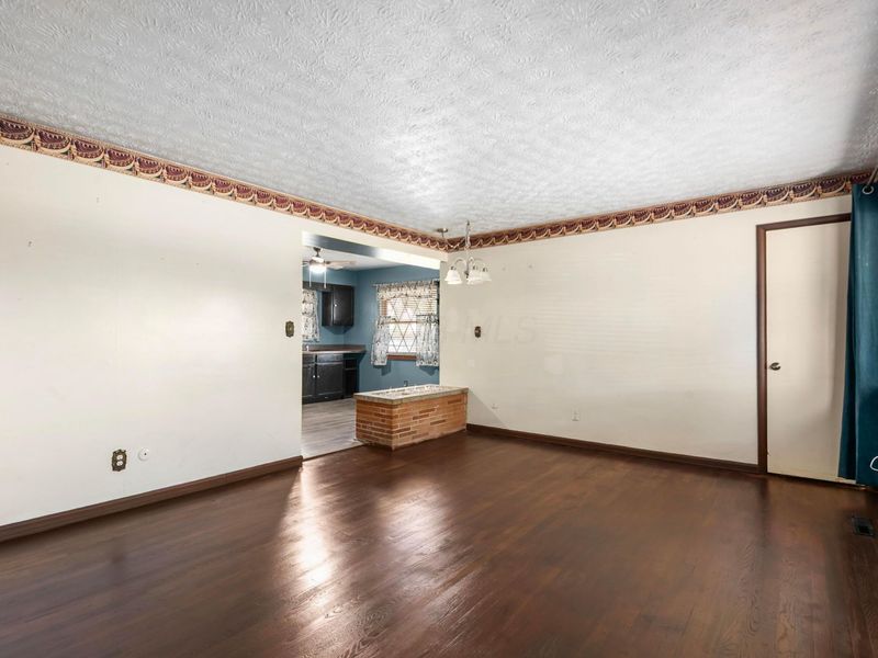3512 Kirkwood Road, Columbus, OH 43227 Photo 3