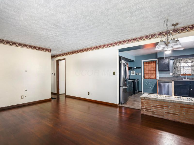 3512 Kirkwood Road, Columbus, OH 43227 Photo 4