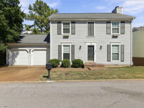 5312 Village Way , Nashville, TN 37211