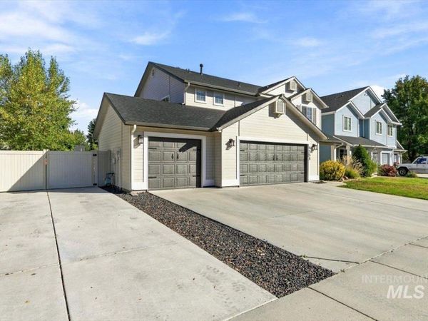4158 E Granger Dr, Meridian, ID 83646