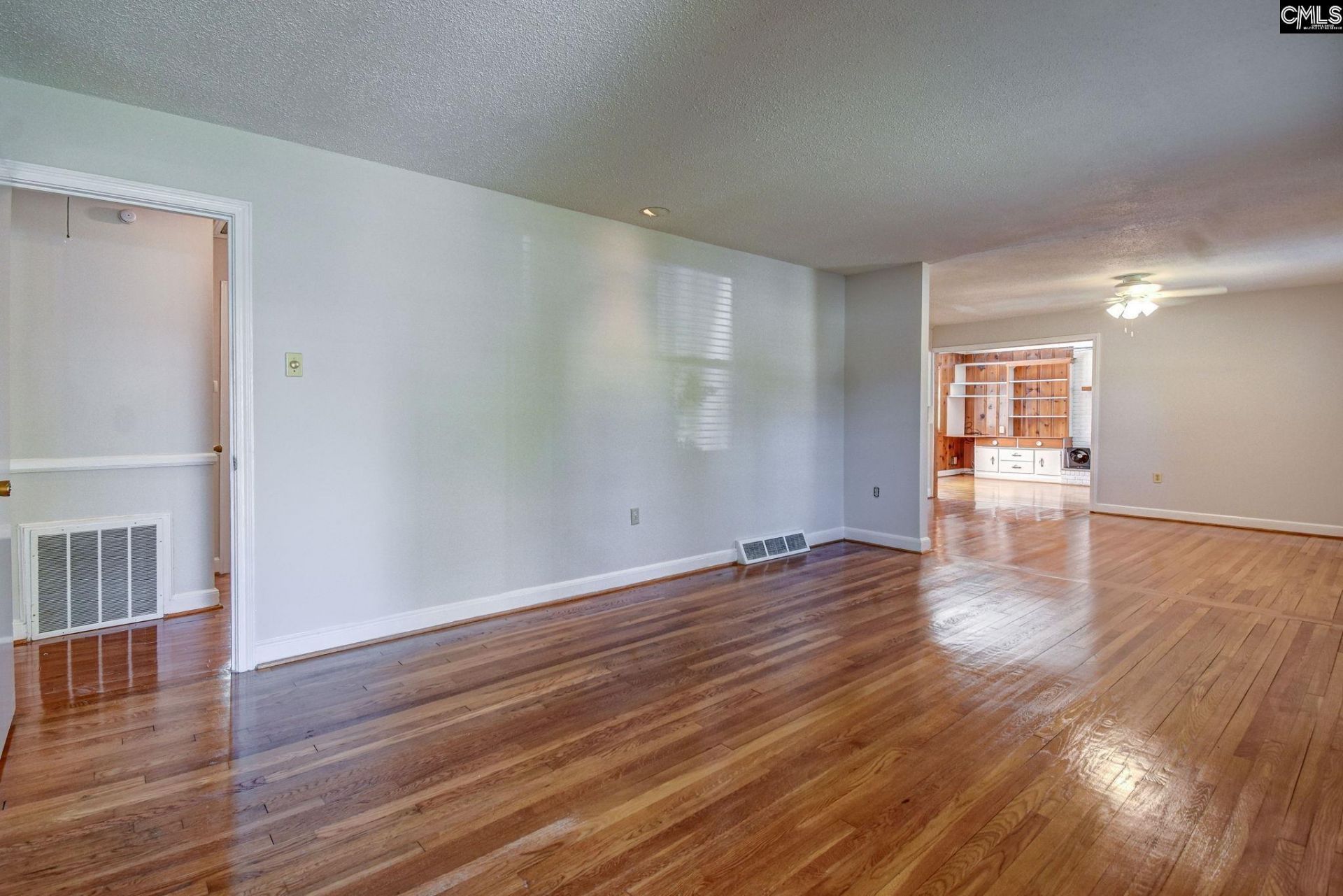 949 Gabriel Road  Photo 4
