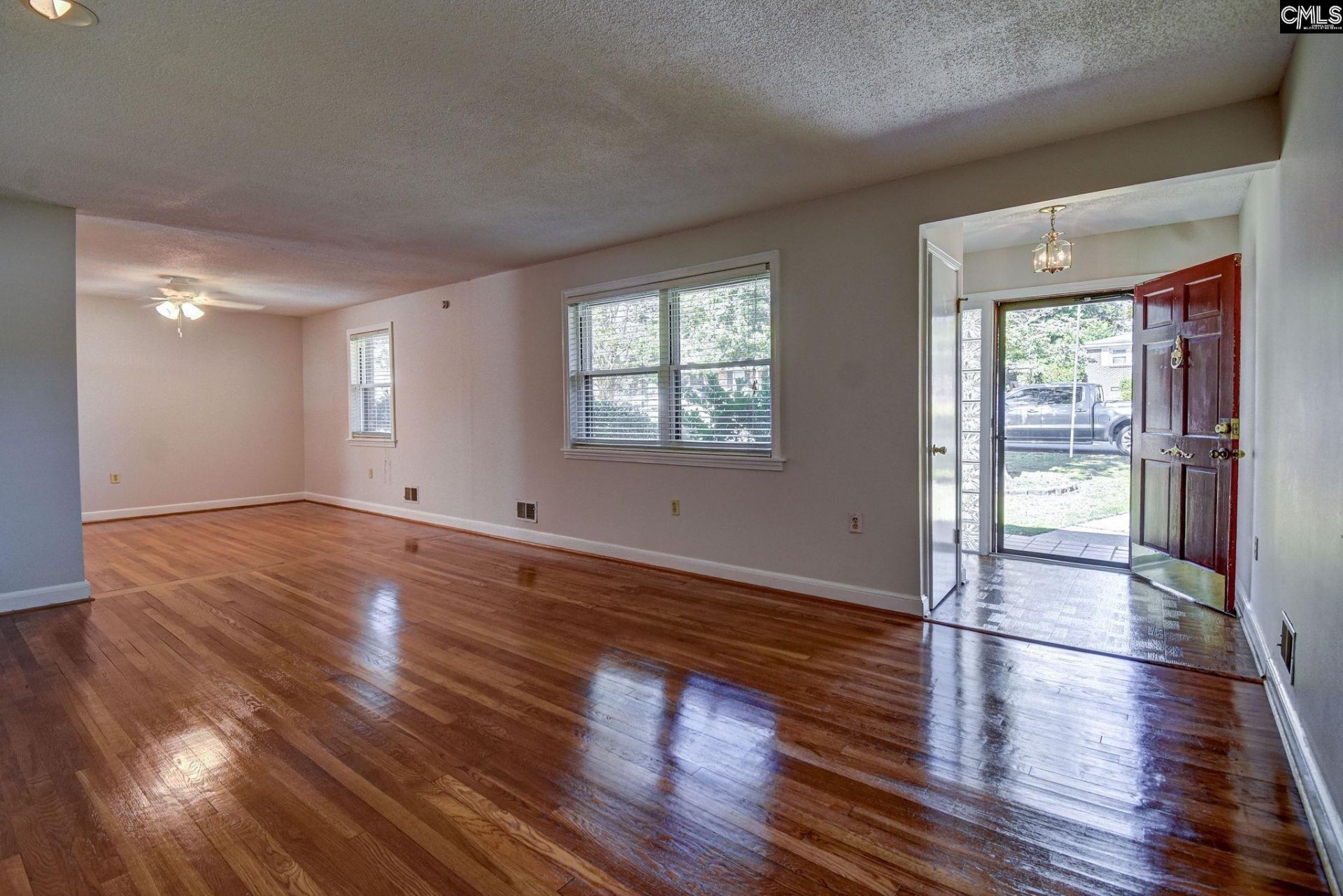 949 Gabriel Road  Photo 5