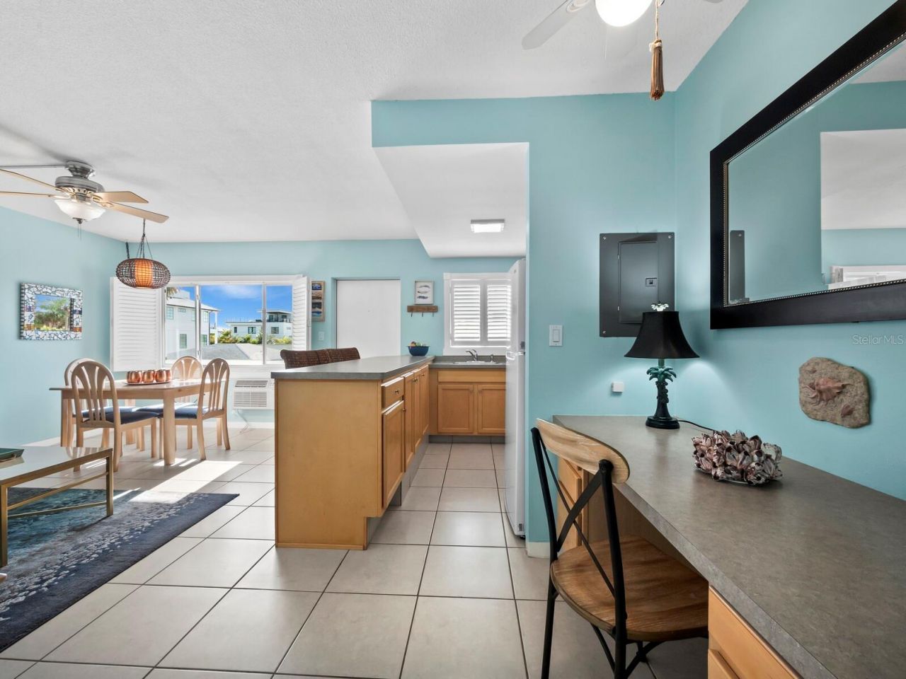 475 Benjamin Franklin Drive, Unit 215, Sarasota, FL 34236 Photo