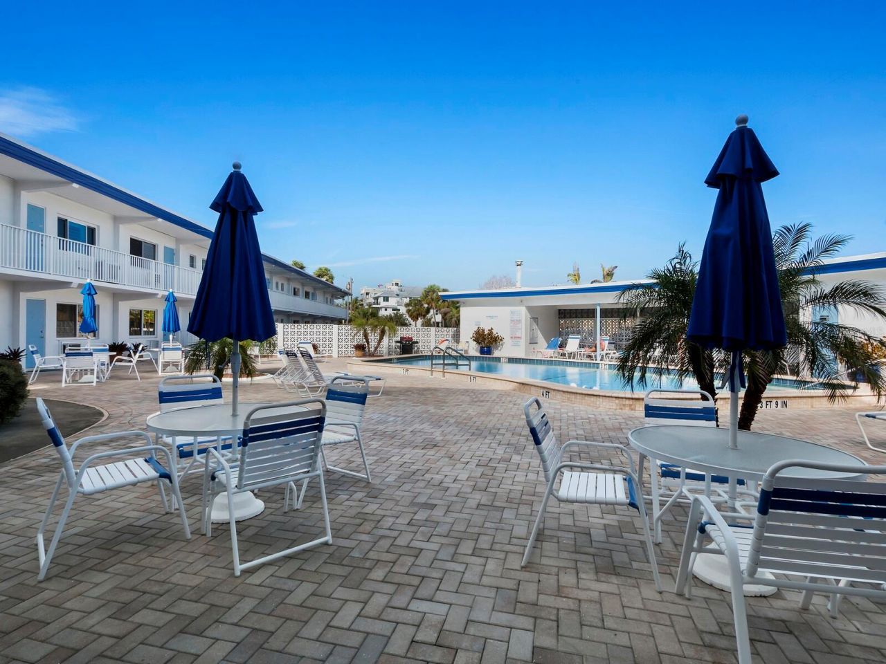 475 Benjamin Franklin Drive, Unit 215, Sarasota, FL 34236 Photo