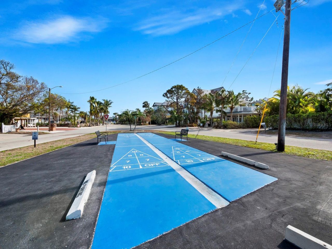 475 Benjamin Franklin Drive, Unit 215, Sarasota, FL 34236 Photo