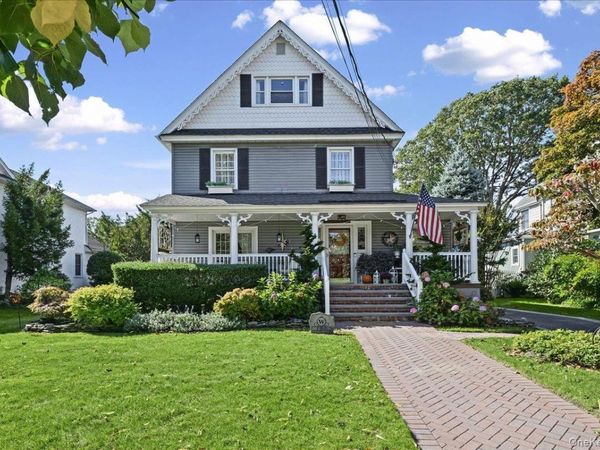176 S Centre Avenue , Rockville Centre, NY 11570