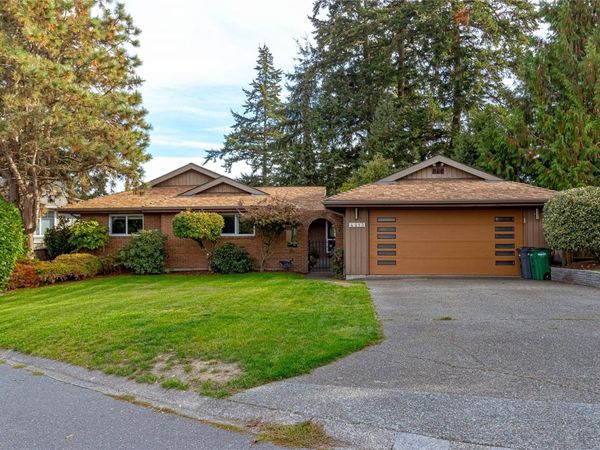 4413 Strom Ness Pl, Saanich, BC V8Z 6S7