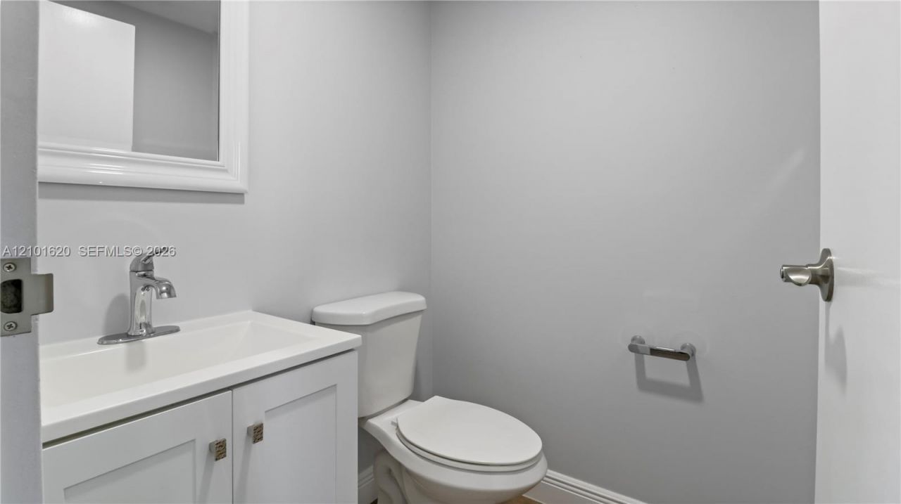 247 Saxony F, Unit 247, Delray Beach, FL 33446 Photo